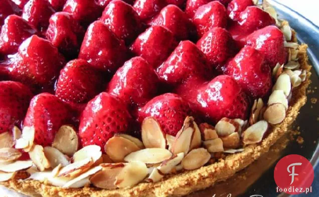 Tarta Z Kremem Truskawkowym