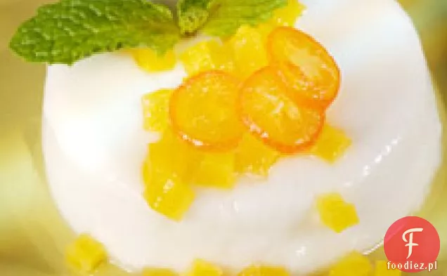 Tembleque z mango-kumquat Relish