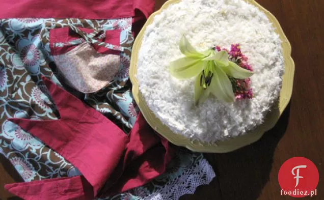 Tropikalne Ciasto Kokosowe Z Sosem Mango