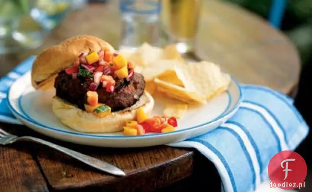 Jamajski Jerk Indyk hamburgery z Papaya-Mango Salsa