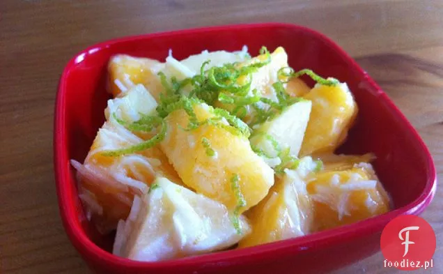 Sałatka Jabłkowo-Mango Z Sosem Imbirowo-Limonkowym