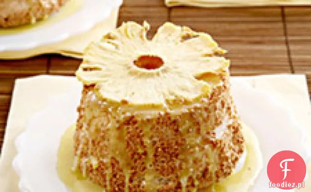 Ziele angielskie Angel Food Cakes z twarogiem ananasowym i suszonym w piecu Pi