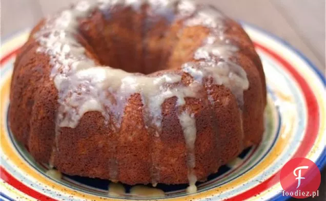 Apple Spice Bundt Cake Z Klonową Glazurą