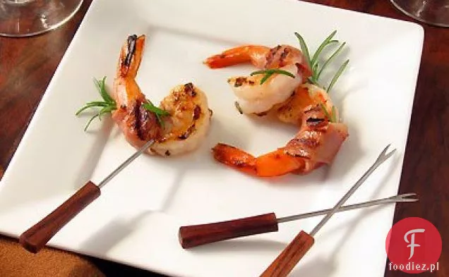Pomarańcza i rozmaryn Prosciutto-zawinięte krewetki z grilla