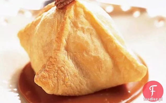 Podwójnie Karmelowe Pierogi Z Jabłkami