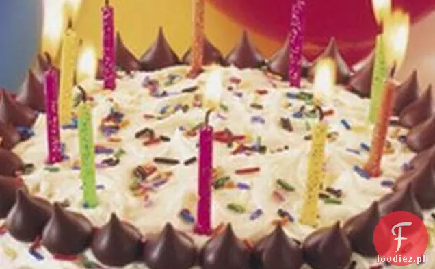 Hershey ' s Kisses Birthday Cake