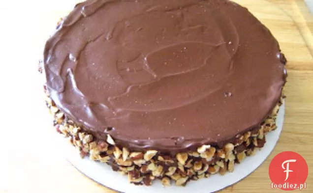 Ciasto Czekoladowe Bez Mąki Z Ganache I Orzechami Laskowymi