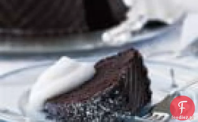 Ciasto śmietanowo-czekoladowe Bundt® 