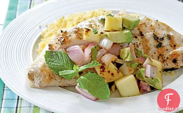 Lucjan z grillowaną salsą Mango