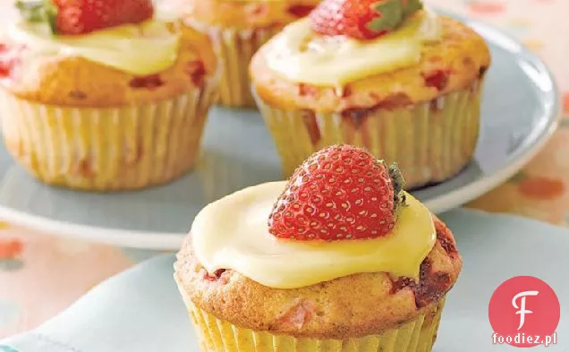 Pomarańczowo-Glazurowane Babeczki Truskawkowe