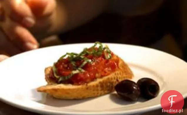 Bruschetta pomidorowa Wiśniowa wolno pieczona