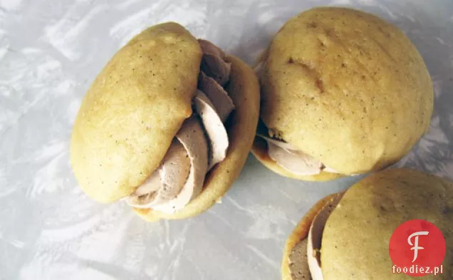 Root Beer Float Whoopie Pie