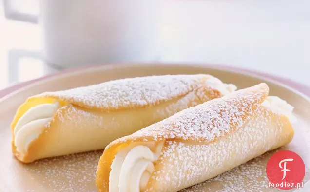 Ciasteczkowe Cannoli z kremem kawowym