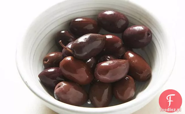 Skillet nogi kaczki z oliwkami i anchois