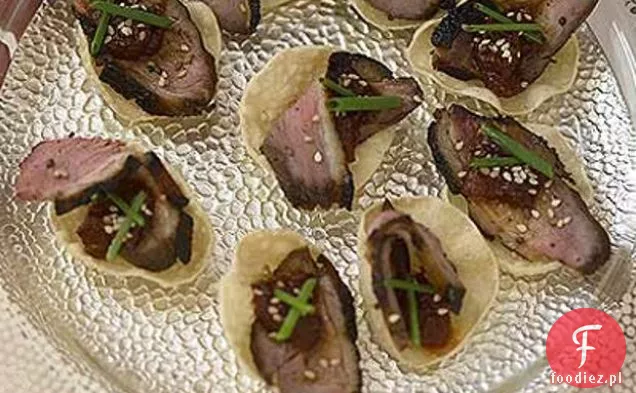 Poppadoms With Seared Duck & Tomato Chutney