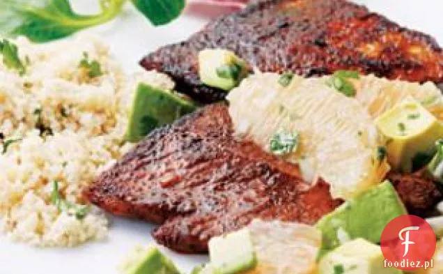 Północnoafrykański przyprawiony Indyk z awokado-grejpfrutowym smakiem