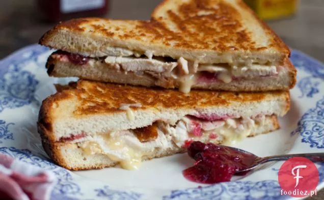 Mega Indyk I Brie, Chutney Żurawinowy, Grillowane Sambo