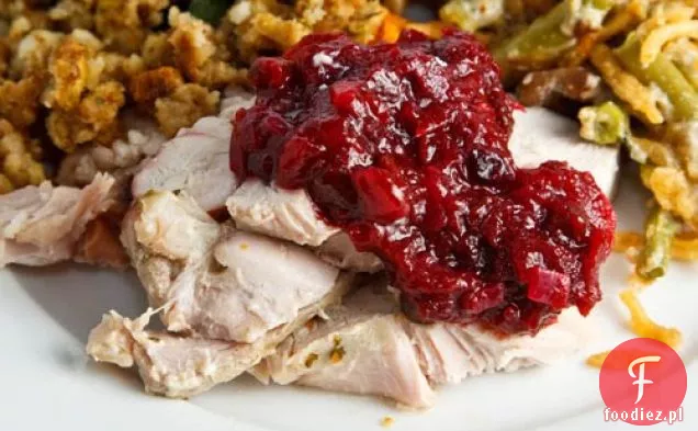 Pieczona pierś indyka z parmezanem i szałwią