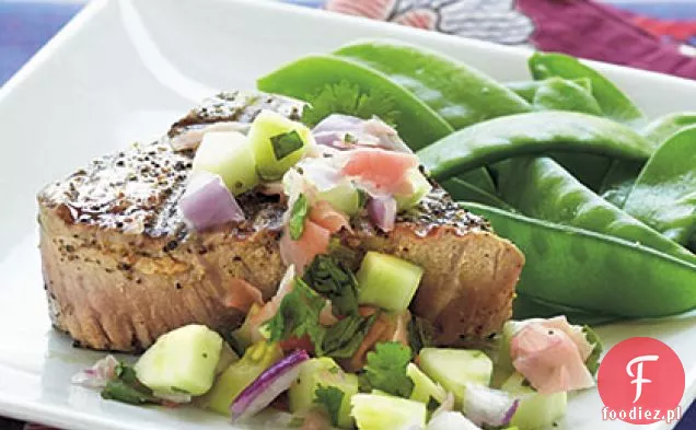 Grillowane steki z tuńczyka z ogórkowo-marynowanym imbirem
