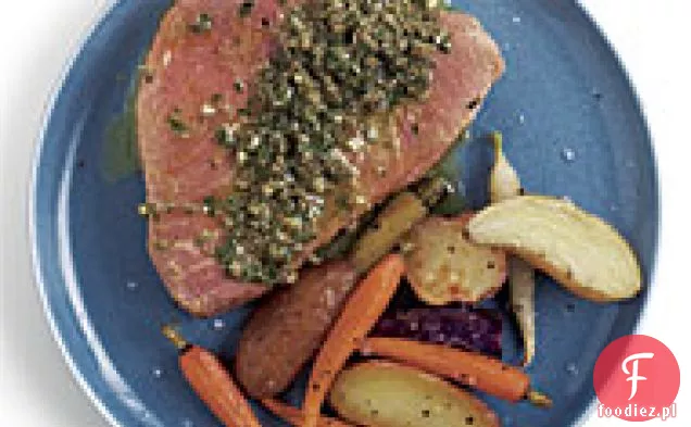 Oliwa z oliwek gotowany Tuńczyk z Kaparem i oliwkowym winegretem