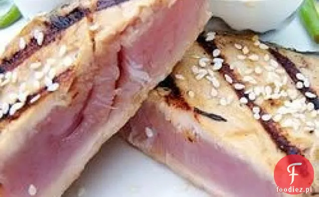 Tuńczyk Zapiekany Sezamem
