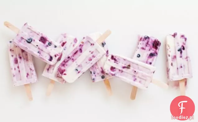 Pieczone Lody Jogurtowe Z Jagodami I Miodem