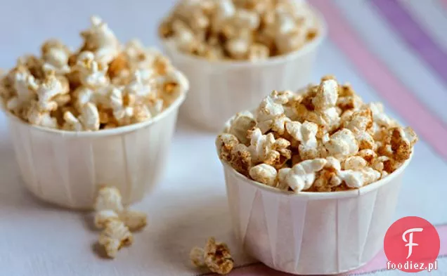 Popcorn przyprawiony masłem klonowym