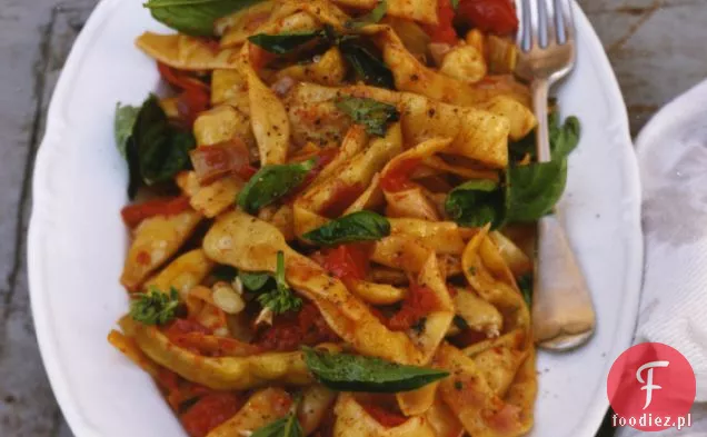 Tortelli ze szpinakiem i ricottą z rumianym masłem