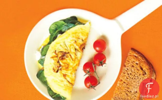 Omlet Z Karmelizowaną Cebulą I Kozim Serem