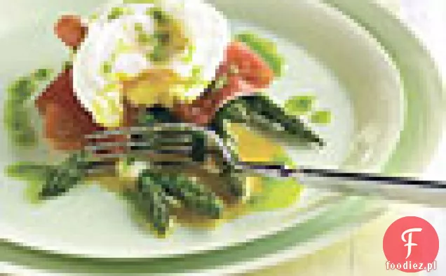 Jajka gotowane z prażonymi szparagami, Prosciutto i oliwą ze szczypiorku