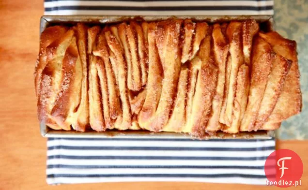 Cukier cynamonowy pull-apart chleb