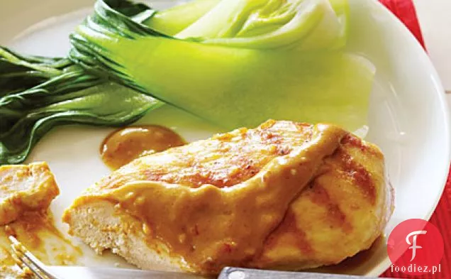 Grillowany kurczak z sosem orzechowym
