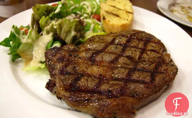 Rosemary przetarł Rib-eye stek przepis