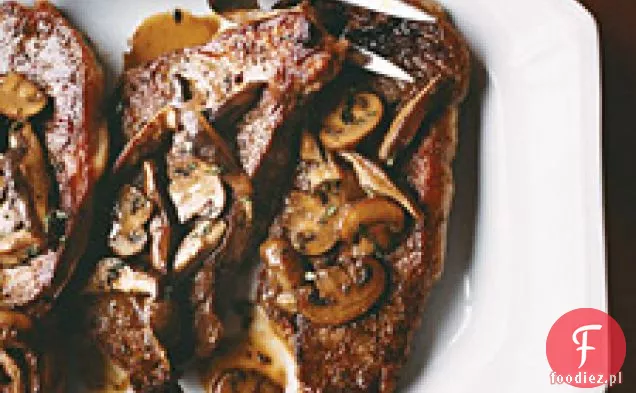 Stek w paski z pieczarkami