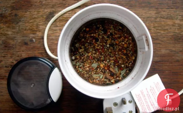 Przygody z konserwowaniem: domowy ketchup pomidorowy - blog kulinarny-Kitchenist