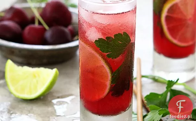 Ogolona Melonowa Sałatka Z Rukolą Wiśniową