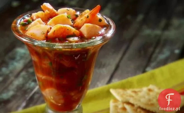 Letni przegrzebek i krewetki Coctel