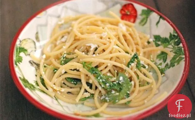 Meyer Lemon Ricotta Spaghetti z rukolą (aka lodówka makaron)