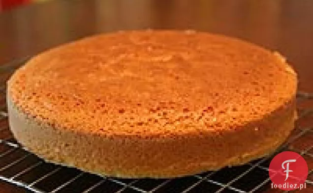 Tort Z Kremem Truskawkowym