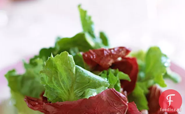Sałatka z cykorii z anchois cytrynowej Vinaigrette