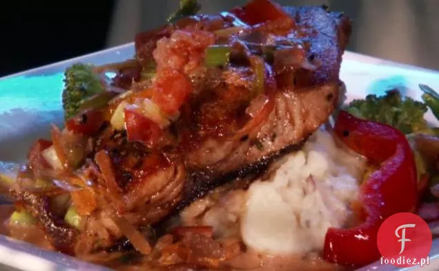 Świeży filet z żółtego ogona z limonką i imbirem