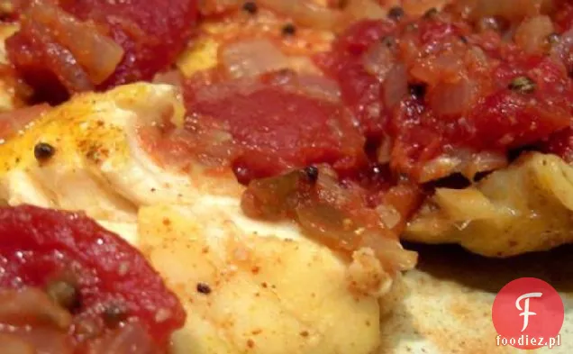 Pieczona ryba Królewska / dorsz w sosie pomidorowym