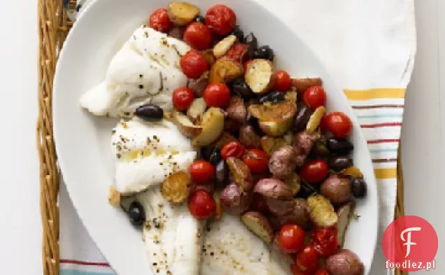 Pieczony dorsz z ziemniakami i oliwkami