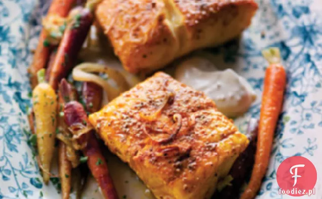 Halibut smażony z kolendrą i marchewką