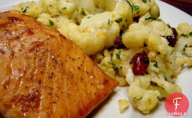 Penne z łososiem i szparagami