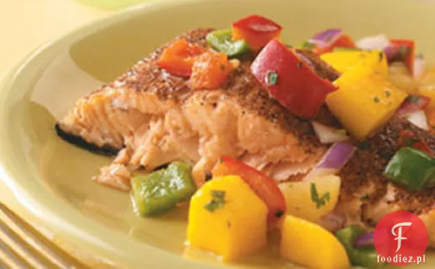 Łosoś z salsą karaibską