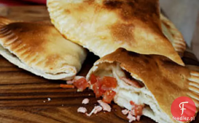 Łosoś wędzony i Mozzarella Calzone