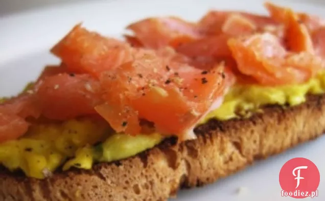 Łosoś Wędzony Bruschetta