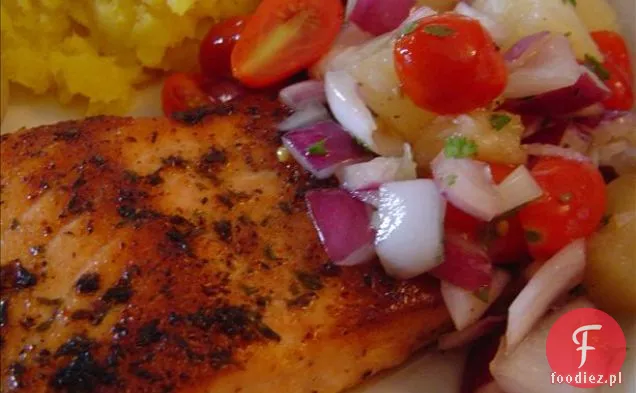 Grillowany Łosoś Cajun Z Salsą Pomidorowo-Ananasową