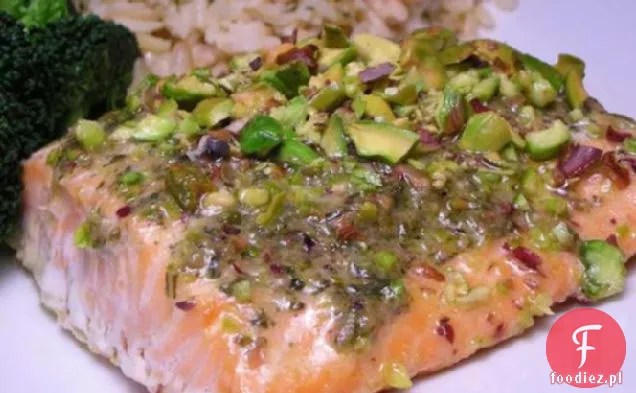Filety z łososia z Pesto i pistacjami